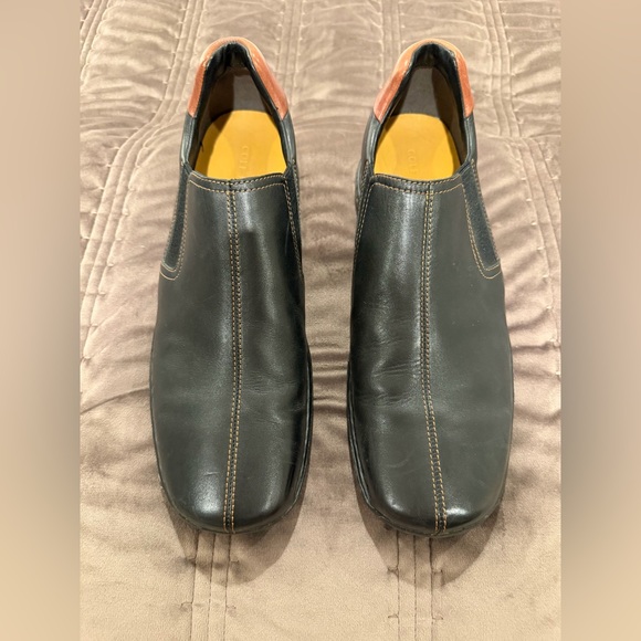 Men’s 11.5 Cole Haan Black and Brown Leather Loafers - Picture 2 of 5